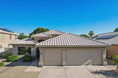 6619 W Louise Dr, Glendale, AZ 85310