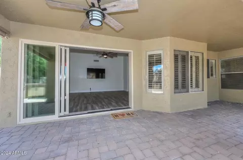 4031 E Robin Ln, Phoenix, AZ 85050 photo 39