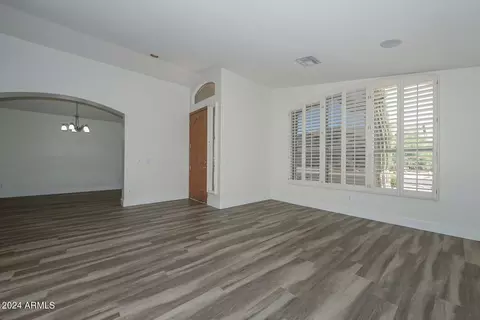 4031 E Robin Ln, Phoenix, AZ 85050 photo 18