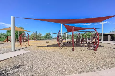 4031 E Robin Ln, Phoenix, AZ 85050 photo 48