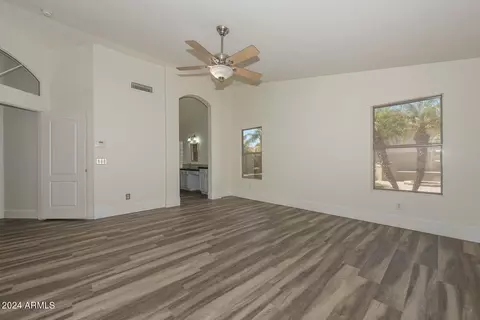 4031 E Robin Ln, Phoenix, AZ 85050 photo 26