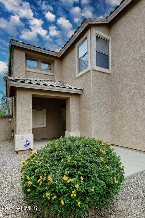 949 S Nielson St, Gilbert, AZ 85296 photo 3