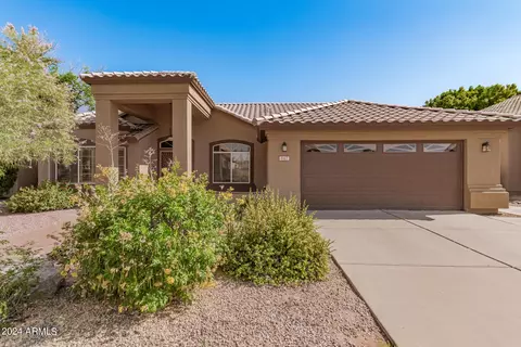 847 W Horseshoe Ave, Gilbert, AZ 85233