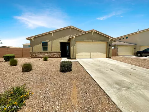 1220 W Glen Canyon Dr, San Tan Valley, AZ 85140