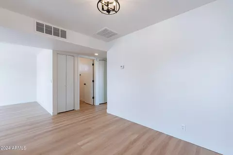 134 E 5th Pl, Mesa, AZ 85201 photo 4