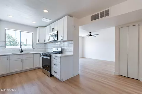 134 E 5th Pl, Mesa, AZ 85201 photo 6