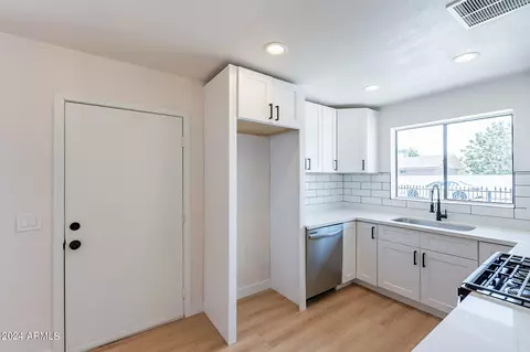 134 E 5th Pl, Mesa, AZ 85201 photo 7