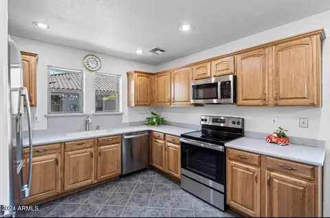16928 W Rimrock St, Surprise, AZ 85388
