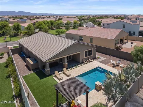 Exterior - 9521 E Tungsten Dr, Mesa, AZ 85212 photo 1 of 13