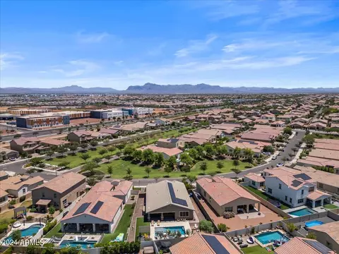 View/Area - 9521 E Tungsten Dr, Mesa, AZ 85212 photo 3 of 16