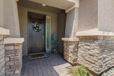Exterior - 9521 E Tungsten Dr, Mesa, AZ 85212 photo 2 of 13