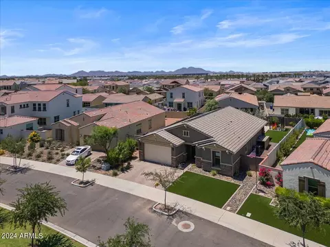 View/Area - 9521 E Tungsten Dr, Mesa, AZ 85212 photo 4 of 16