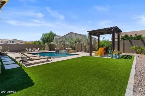Exterior - 9521 E Tungsten Dr, Mesa, AZ 85212 photo 3 of 13