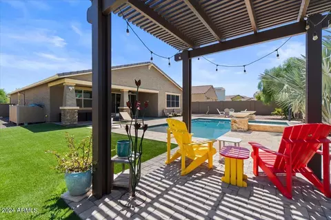 Exterior - 9521 E Tungsten Dr, Mesa, AZ 85212 photo 4 of 13