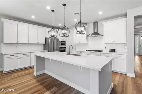 Other - 9521 E Tungsten Dr, Mesa, AZ 85212 photo 3 of 31