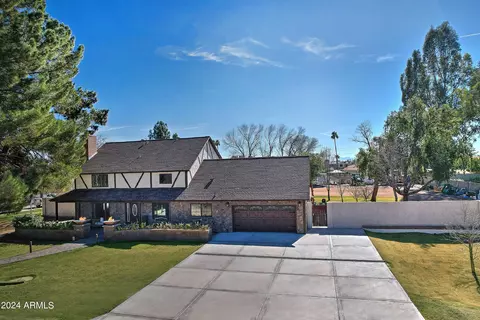 7003 W Corrine Dr, Peoria, AZ 85381