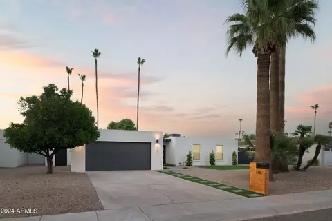 116 W Braeburn Dr, Phoenix, AZ 85023 photo 3