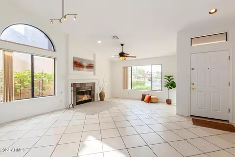 4335 E Coolbrook Ave, Phoenix, AZ 85032 photo 8