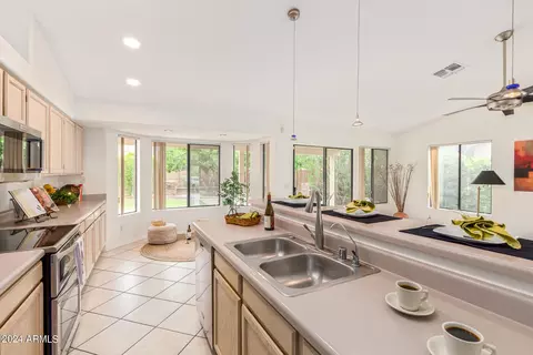 4335 E Coolbrook Ave, Phoenix, AZ 85032 photo 19