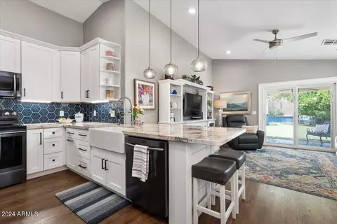 1030 E Mohave Ln, Apache Junction, AZ 85119 photo 7