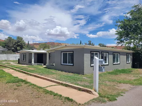 3 Campbell Ave, Bisbee, AZ 85603