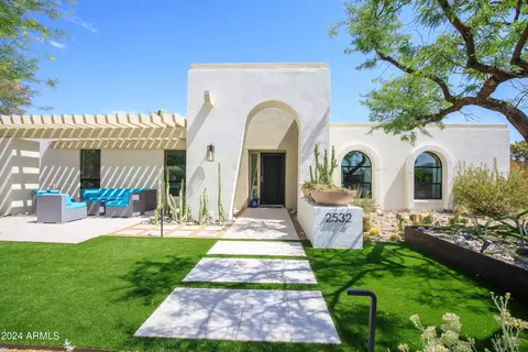 2532 E Mescal St, Phoenix, AZ 85028 photo 2