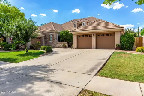 2944 E Linda Ln, Gilbert, AZ 85234 photo 5