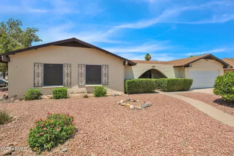 4026 W Meadow Dr, Glendale, AZ 85308