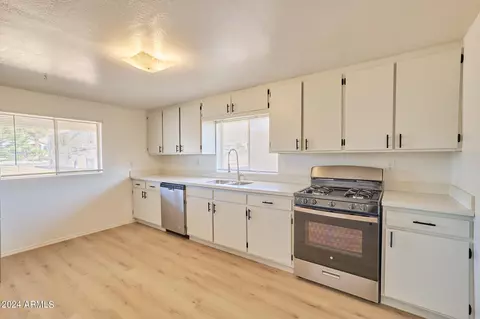 10023 N 7th Pl, Phoenix, AZ 85020 photo 10