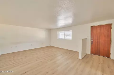 10023 N 7th Pl, Phoenix, AZ 85020 photo 8