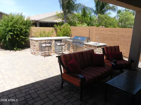 1302 E Barrett Dr, San Tan Valley, AZ 85143
