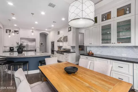 Dining - 2123 E Aris Dr, Gilbert, AZ 85298 photo 3 of 5