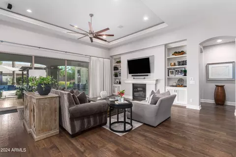 Living - 2123 E Aris Dr, Gilbert, AZ 85298 photo 3 of 3
