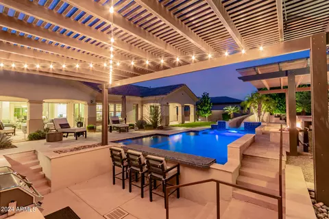 Exterior - 2123 E Aris Dr, Gilbert, AZ 85298 photo 17 of 37
