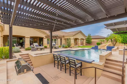 Exterior - 2123 E Aris Dr, Gilbert, AZ 85298 photo 28 of 37