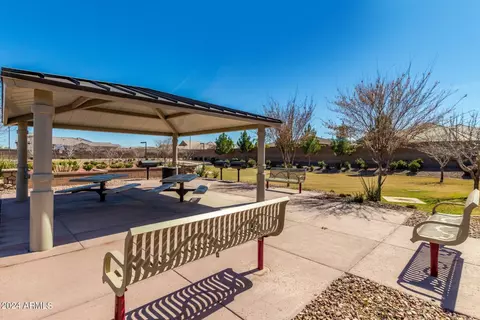 View/Area - 2123 E Aris Dr, Gilbert, AZ 85298 photo 5 of 5