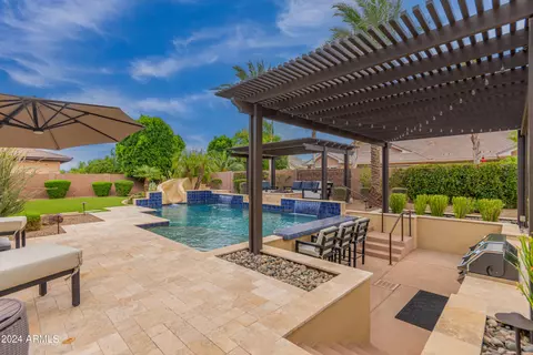 Exterior - 2123 E Aris Dr, Gilbert, AZ 85298 photo 31 of 37