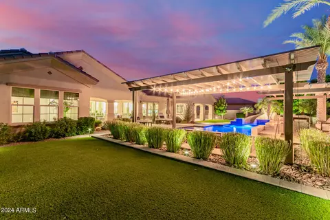 Exterior - 2123 E Aris Dr, Gilbert, AZ 85298 photo 24 of 37