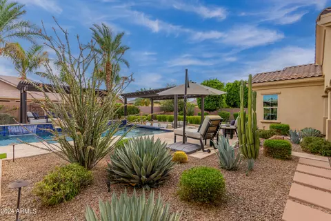 Exterior - 2123 E Aris Dr, Gilbert, AZ 85298 photo 26 of 37