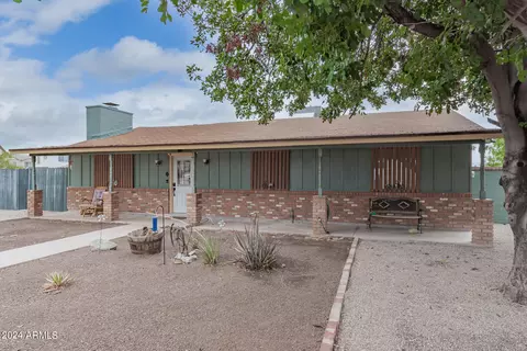 1088 N Pleasant Dr, Chandler, AZ 85225