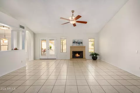 5544 Evergreen St, Mesa, AZ 85205 photo 9