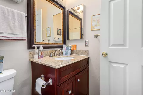 1822 E Oasis Dr, Tempe, AZ 85283 photo 14