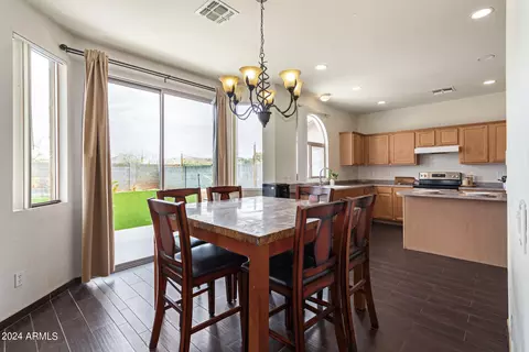 5229 S 8th Dr, Phoenix, AZ 85041 photo 9