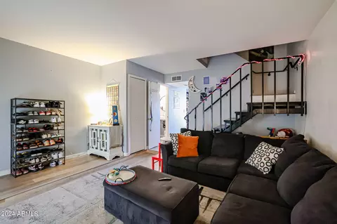 6348 N 7th Ave #5, Phoenix, AZ 85013 photo 4