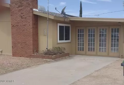 349 Peretz Cir, Morristown, AZ 85342