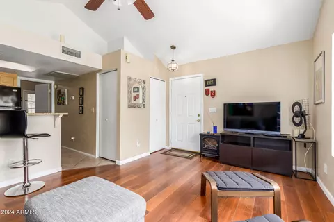 4841 E Kachina Trl #5, Phoenix, AZ 85044 photo 7
