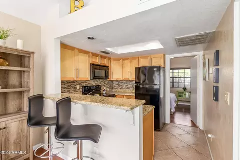 4841 E Kachina Trl #5, Phoenix, AZ 85044 photo 8