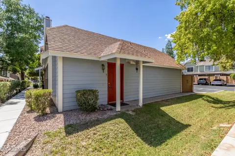 4841 E Kachina Trl #5, Phoenix, AZ 85044