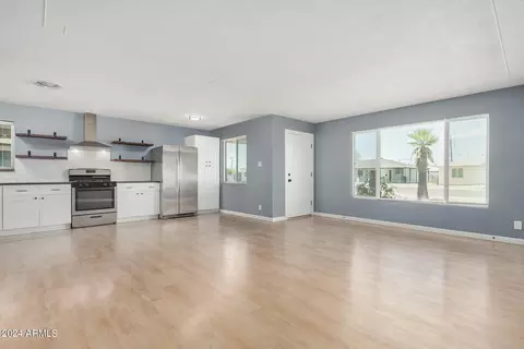 1523 E 3rd Ave, Mesa, AZ 85204 photo 4