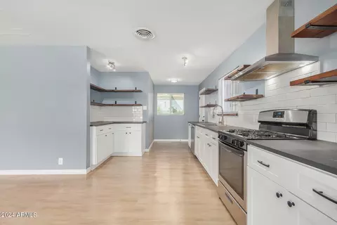1523 E 3rd Ave, Mesa, AZ 85204 photo 9
